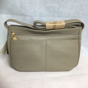 Stone Mountain Handbag.